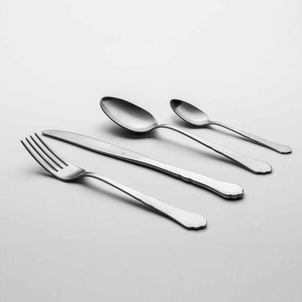 set di posate stile 700