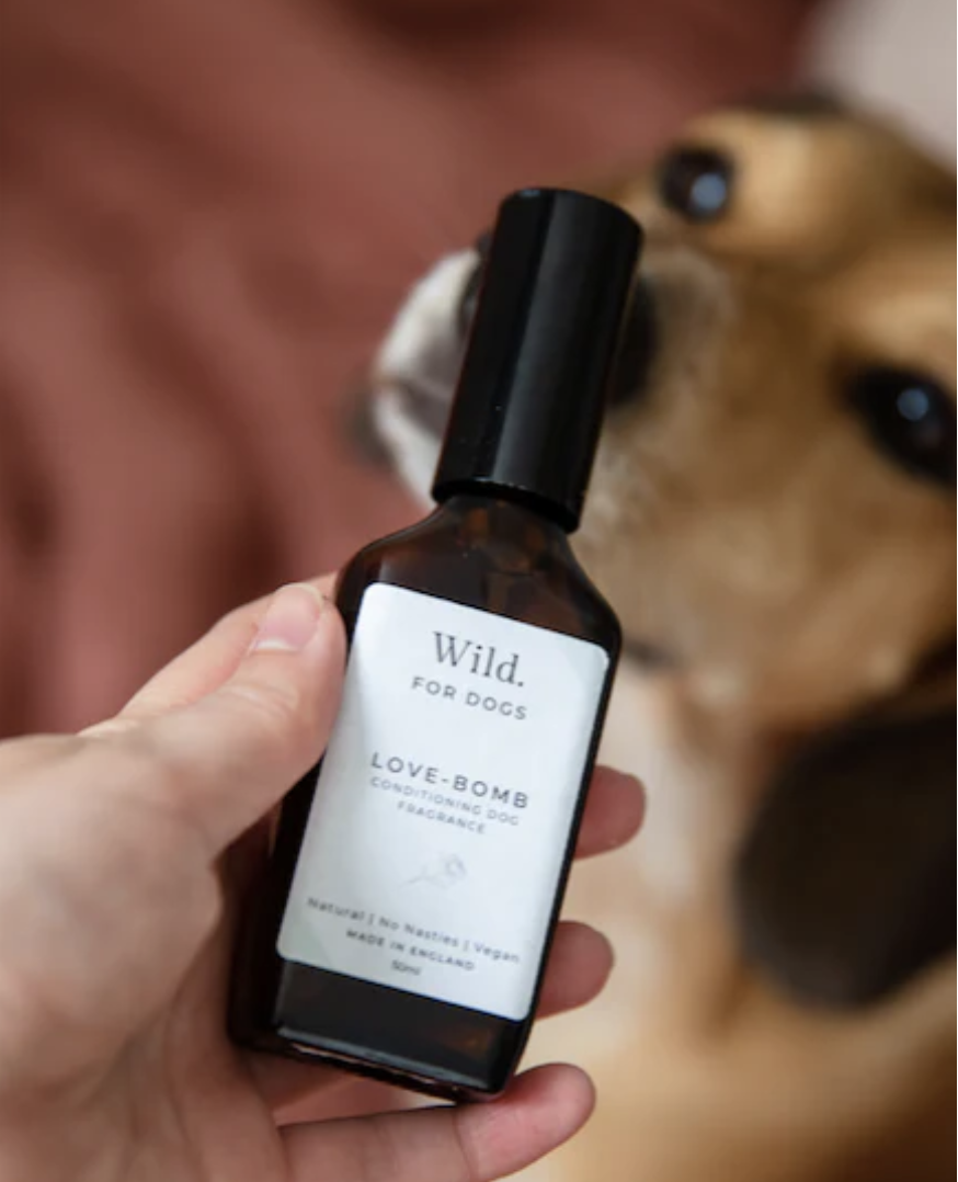 dettaglio profumo per cani
